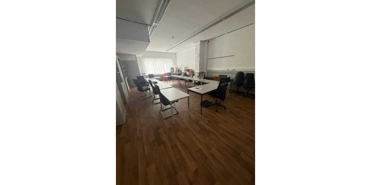 Vielseitige Gewerbefläche in Bochum – 123 m², Stellplätze & flexible Nutzung - Gewerbeobjekt Bochum / Laer Laer | Angebot:26059447