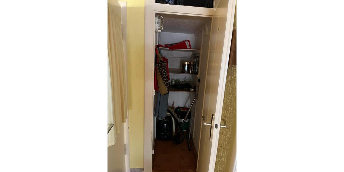 Etagenwohnung Gelsenkirchen Gelsenkirchen-Mitte - 1 Zimmer, 49 m&sup2;, 350&euro; | Angebot:26113497