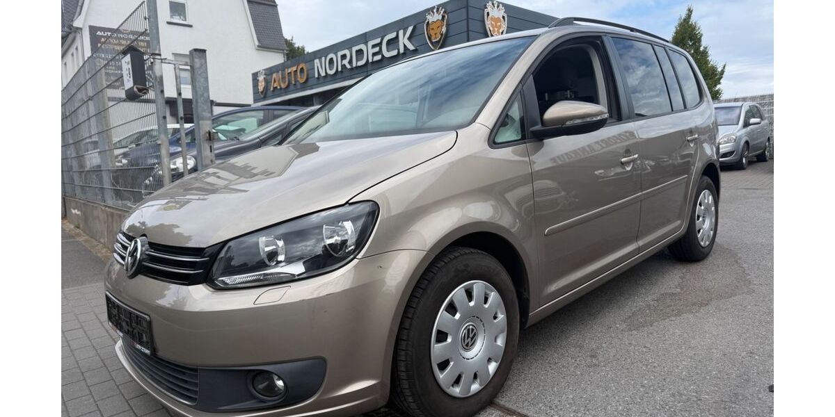 VW Touran 221.129 km 5.990 &euro; Velbert 42551