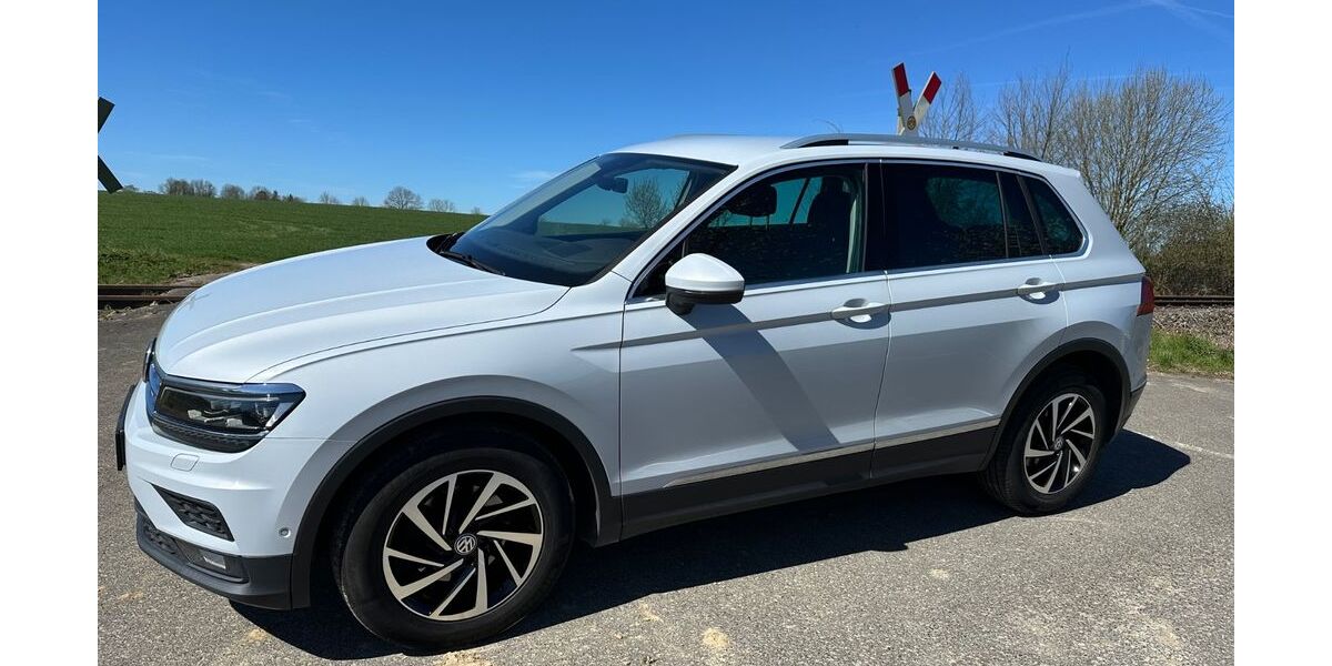 VW Tiguan 84.000 km 18.900 &euro; Schwerte 58239