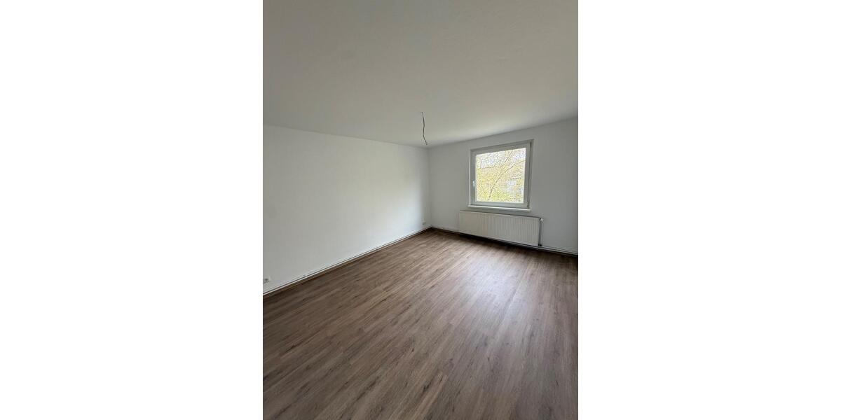 Etagenwohnung Bochum - 4 Zimmer, 73 m&sup2;, 693&euro; | Angebot:26375173