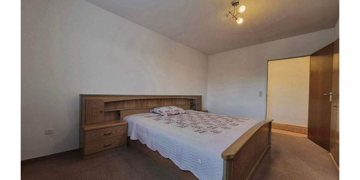 Etagenwohnung Essen Überruhr-Holthausen - 3 Zimmer, 93 m&sup2;, 190.000&euro; | Angebot:25678677