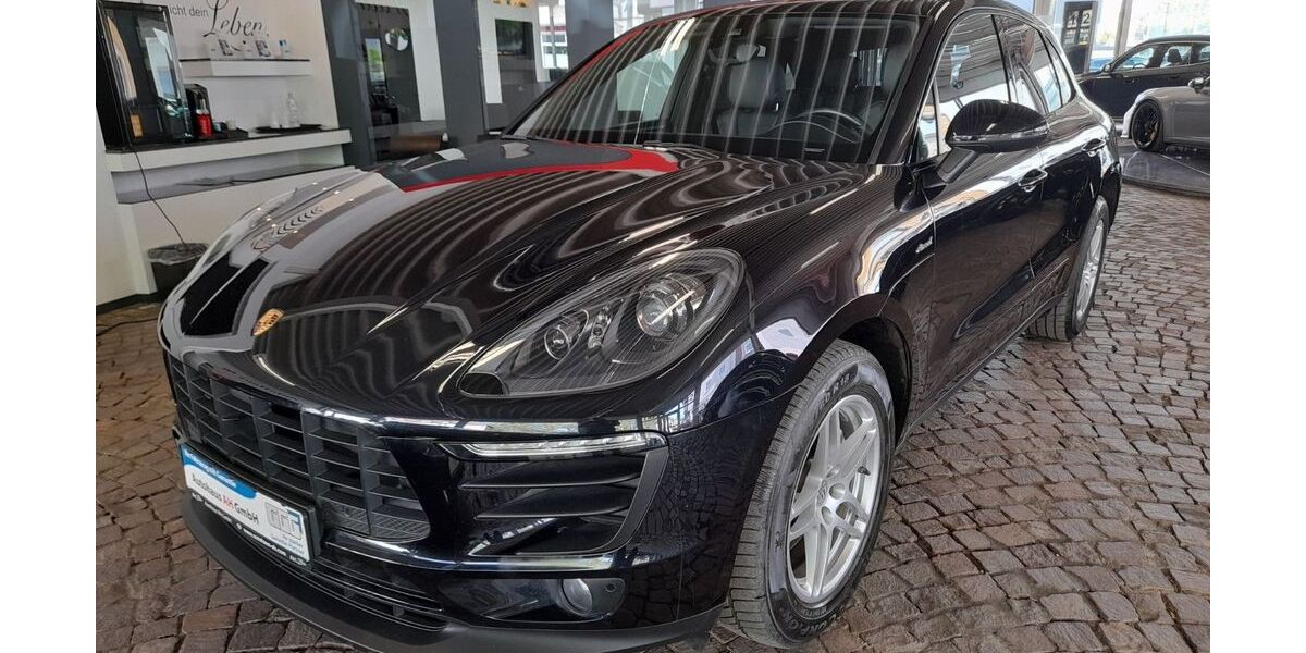 Porsche Macan 156.027 km 26.500 &euro; Gelsenkirchen 45888