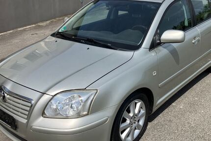 Toyota Avensis 187.500 km 2.890 &euro; Mülheim/Ruhr 45481