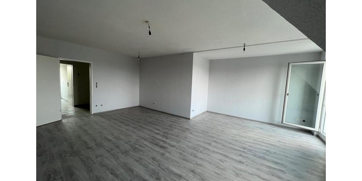 Dachgeschoßwohnung Gelsenkirchen Erle - 4 Zimmer, 108 m&sup2;, 780&euro; | Angebot:26122536