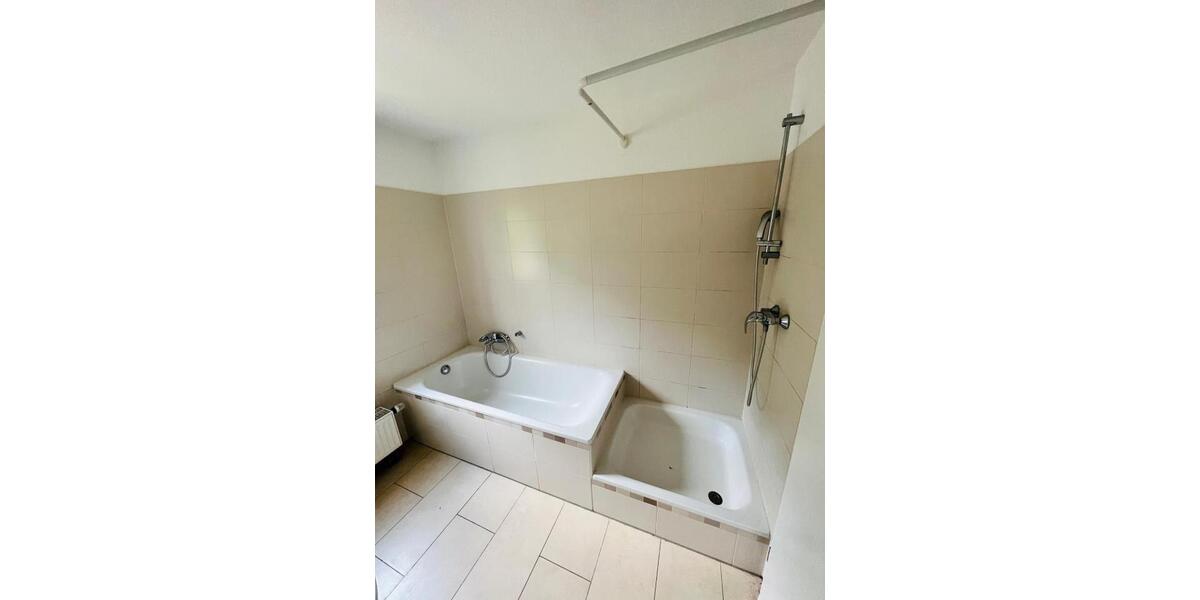 Erdgeschoßwohnung Wuppertal Gemarkung Elberfeld - 5 Zimmer, 138 m&sup2;, 1.899&euro; | Angebot:26221886