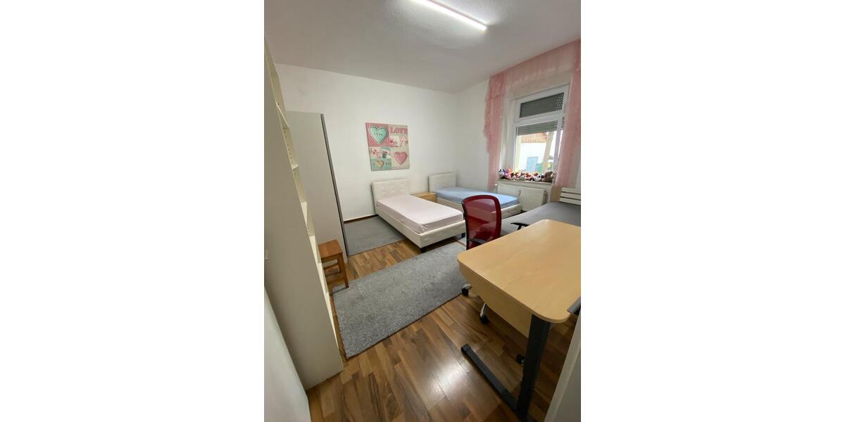 Erdgeschoßwohnung Hagen Hagen-Mitte - 4 Zimmer, 96 m&sup2;, 1.005&euro; | Angebot:26279686