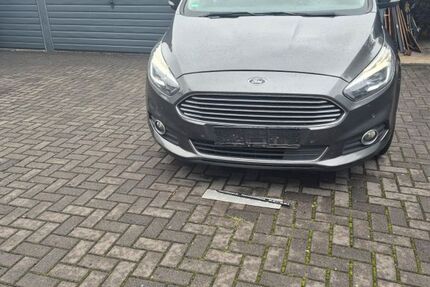 Ford S-Max 243.555 km 6.500 &euro; Dortmund 44339