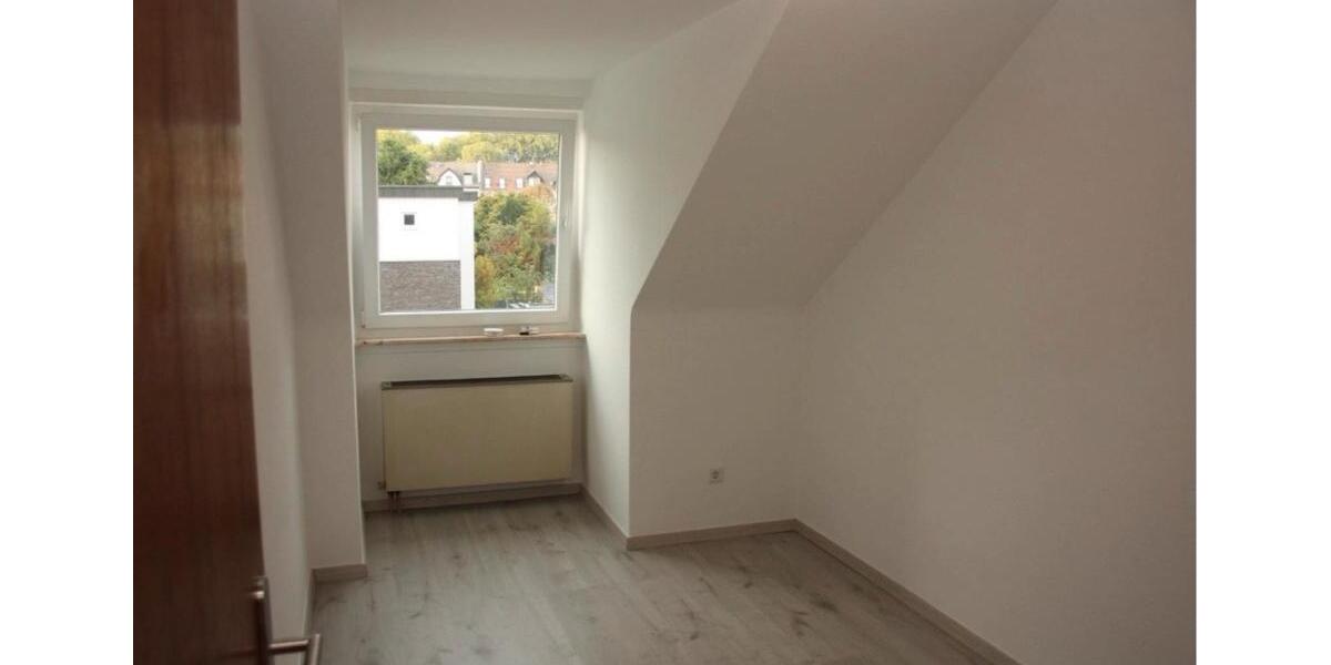 Dachgeschoßwohnung Recklinghausen Berghausen - 3 Zimmer, 60 m&sup2;, 515&euro; | Angebot:26478516