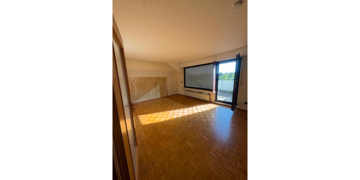 Dachgeschoßwohnung Hagen Hagen-Nord - 3 Zimmer, 85 m&sup2;, 980&euro; | Angebot:26375515
