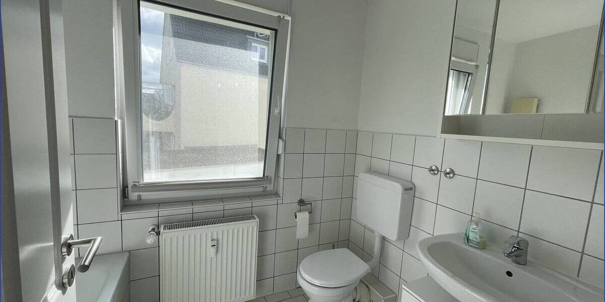Etagenwohnung Mülheim an der Ruhr Broich - 2 Zimmer, 51 m&sup2;, 1.000&euro; | Angebot:26852283