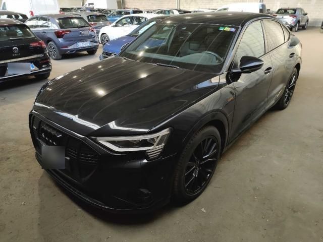 Audi e-tron 40.642 km 35.055 &euro; Hagen 58091