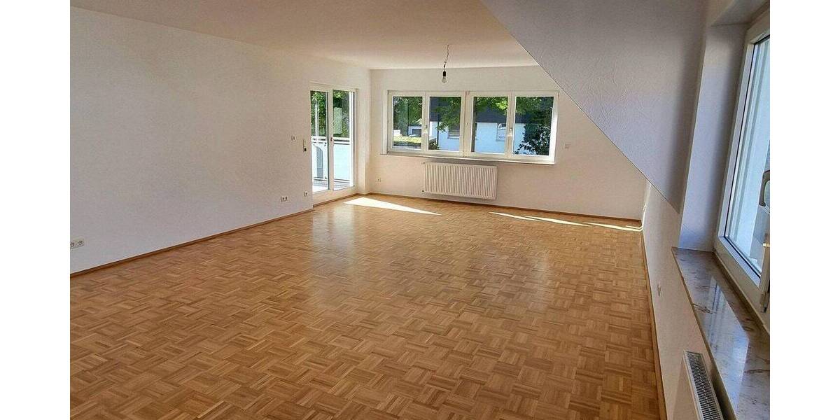 Etagenwohnung Bochum Höntrop - 3 Zimmer, 118 m&sup2;, 1.250&euro; | Angebot:26875118