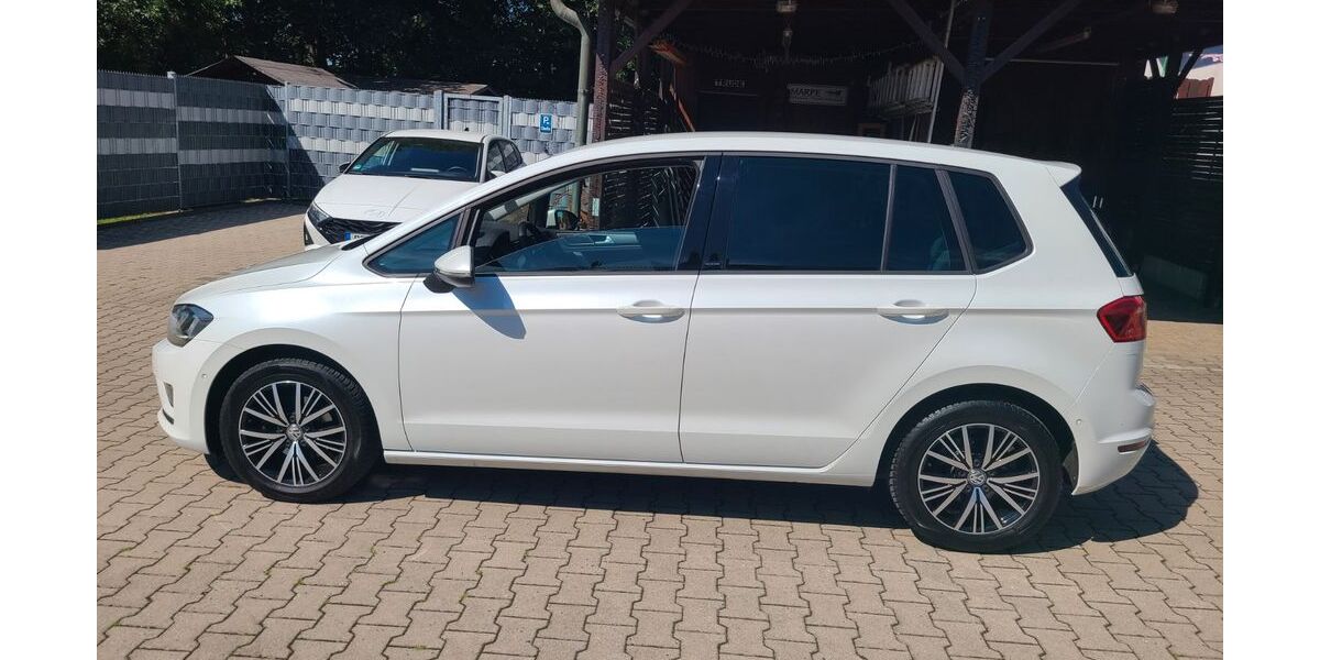 VW Golf Sportsvan 48.750 km 13.800 &euro; Herten 45701