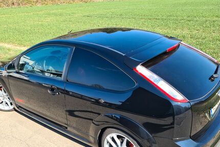 Ford Focus 208.500 km 8.700 &euro; Remscheid 42899