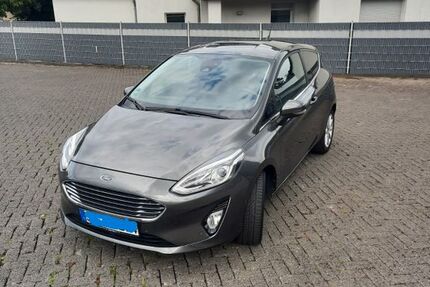 Ford Fiesta 108.366 km 9.900 &euro; Solingen 42651