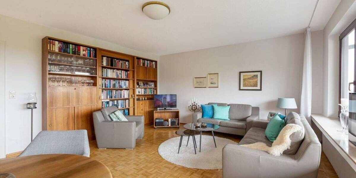 Etagenwohnung Velbert Mitte - 3 Zimmer, 93 m&sup2;, 220.000&euro; | Angebot:26358898