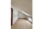 Dachgeschoßwohnung Haan - 2.5 Zimmer, 100 m&sup2;, 790&euro; | Angebot:25784474