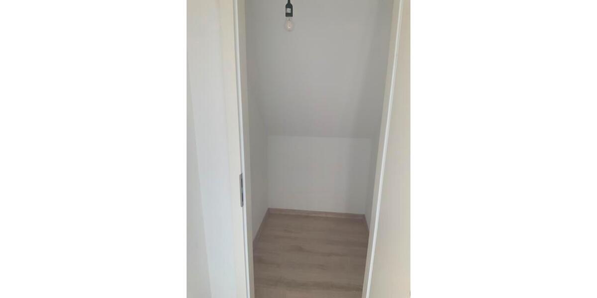 Dachgeschoßwohnung Herne Wanne - 2 Zimmer, 65 m&sup2;, 424&euro; | Angebot:25784507