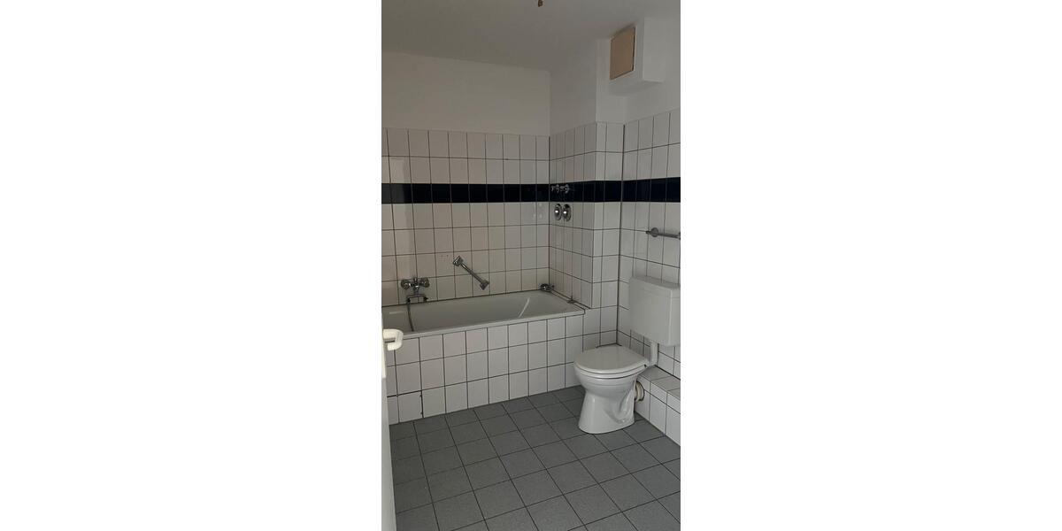 Erdgeschoßwohnung Heiligenhaus - 2 Zimmer, 56 m&sup2;, 600&euro; | Angebot:26233306