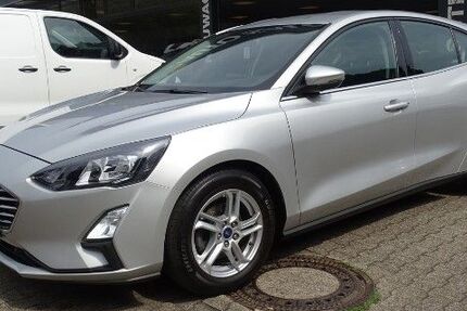 Ford Focus 90.296 km 11.990 &euro; Essen 45355