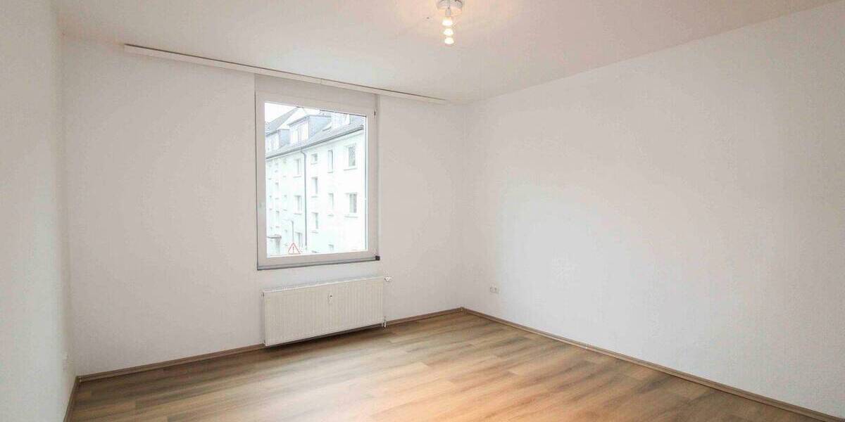 Etagenwohnung Essen Steele - 4 Zimmer, 102 m&sup2;, 135.000&euro; | Angebot:26892964