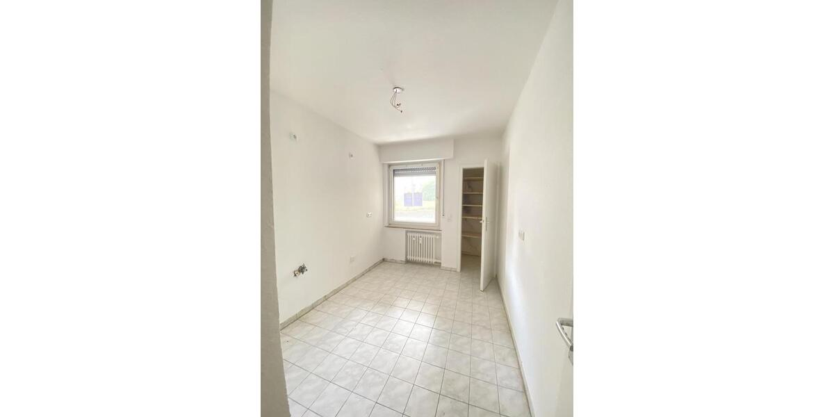 Erdgeschoßwohnung Solingen - 3 Zimmer, 77 m&sup2;, 789&euro; | Angebot:26254347