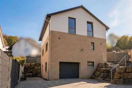 Haus Ennepetal - 7 Zimmer, 148 m&sup2;, 689.000&euro; | Angebot:26521622