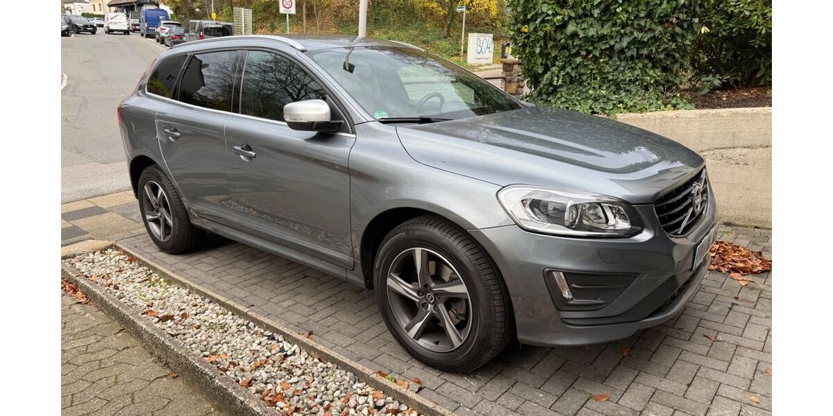 Volvo XC60 136.000 km 16.000 &euro; Mülheim an der Ruhr 45473