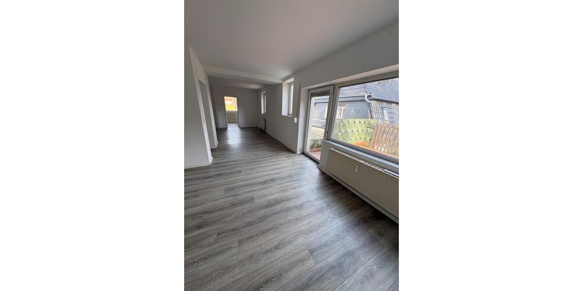 Terrassenwohnung Schalksmühle - 3 Zimmer, 95 m&sup2;, 850&euro; | Angebot:26216262