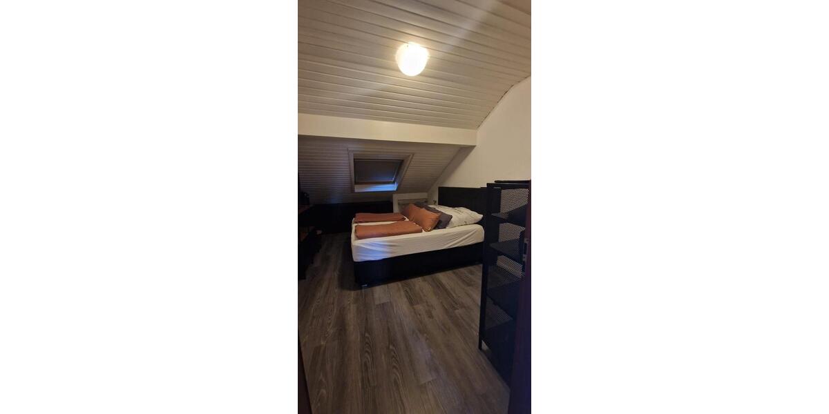 Dachgeschoßwohnung Wuppertal Brill - 3 Zimmer, 107 m&sup2;, 310.000&euro; | Angebot:25638273