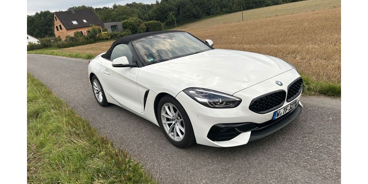 BMW Z4 43.987 km 34.333 &euro; Wuppertal 42115