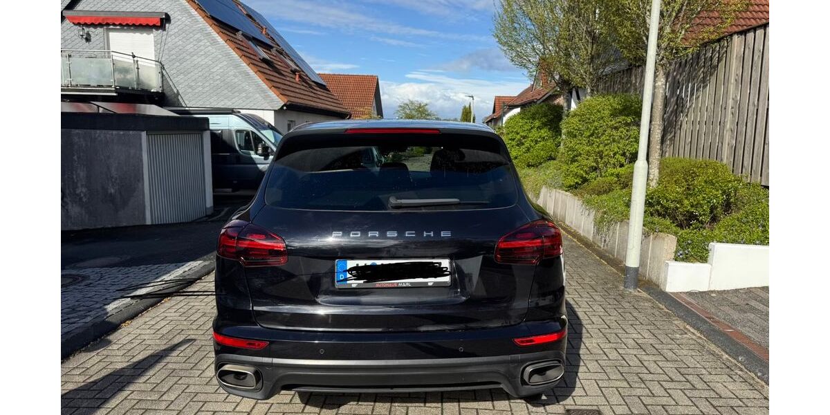 Porsche Cayenne 120.000 km 31.900 &euro; Wuppertal 42117