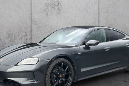 Porsche Taycan 14.187 km 92.850 &euro; Recklinghausen 45665