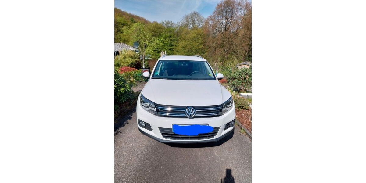 VW Tiguan 111.000 km 9.500 &euro; Remscheid 42859