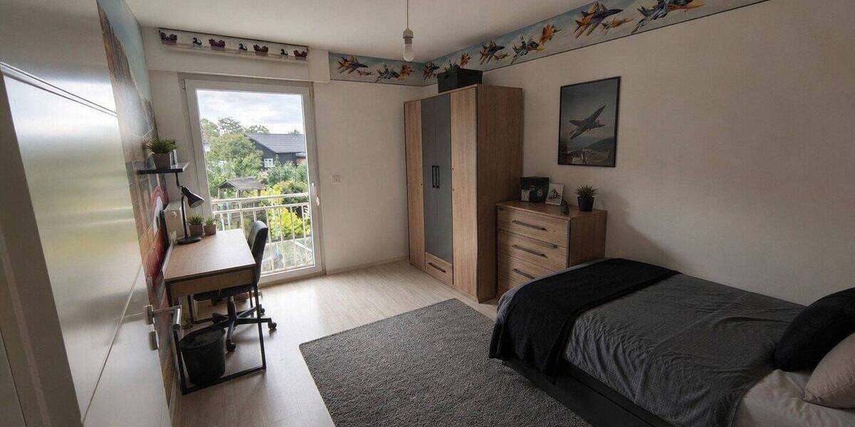 Reihenendhaus Wermelskirchen - 6 Zimmer, 155 m&sup2;, 2.490&euro; | Angebot:26885025