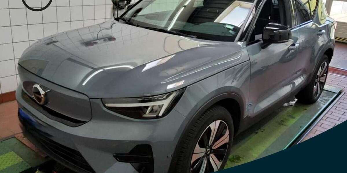 Volvo XC40 44.250 km 27.950 &euro; Witten 58453