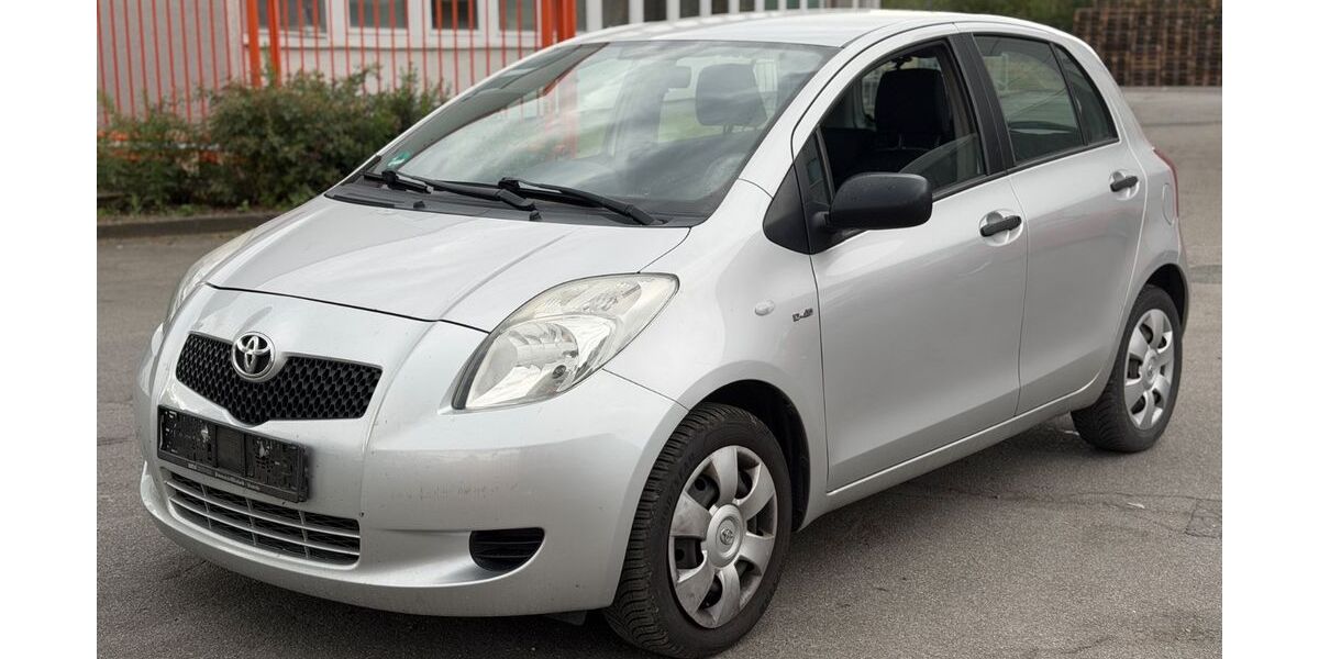 Toyota Yaris 211.000 km 2.490 &euro; Herten 45701