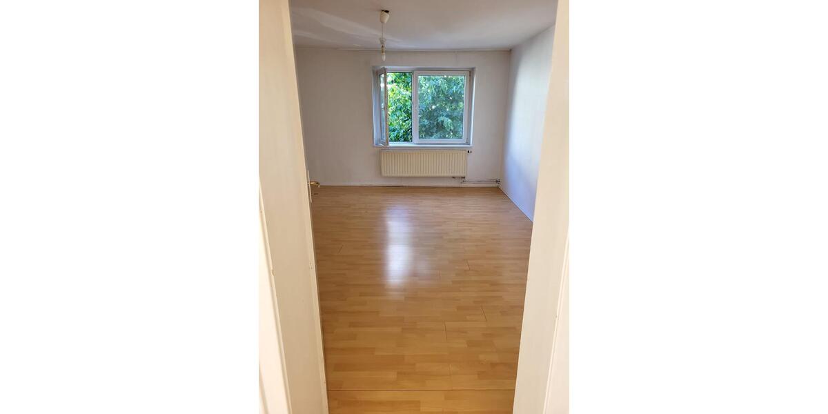 Etagenwohnung Solingen Mitte - 2 Zimmer, 65 m&sup2;, 650&euro; | Angebot:26387860
