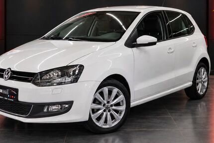 VW Polo 74.000 km 9.299 &euro; Duisburg 47179