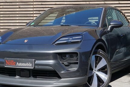 Porsche Macan 4 Bose Pano Volleder 0,25% 23.997 km 72.800 &euro; Wuppertal 42327
