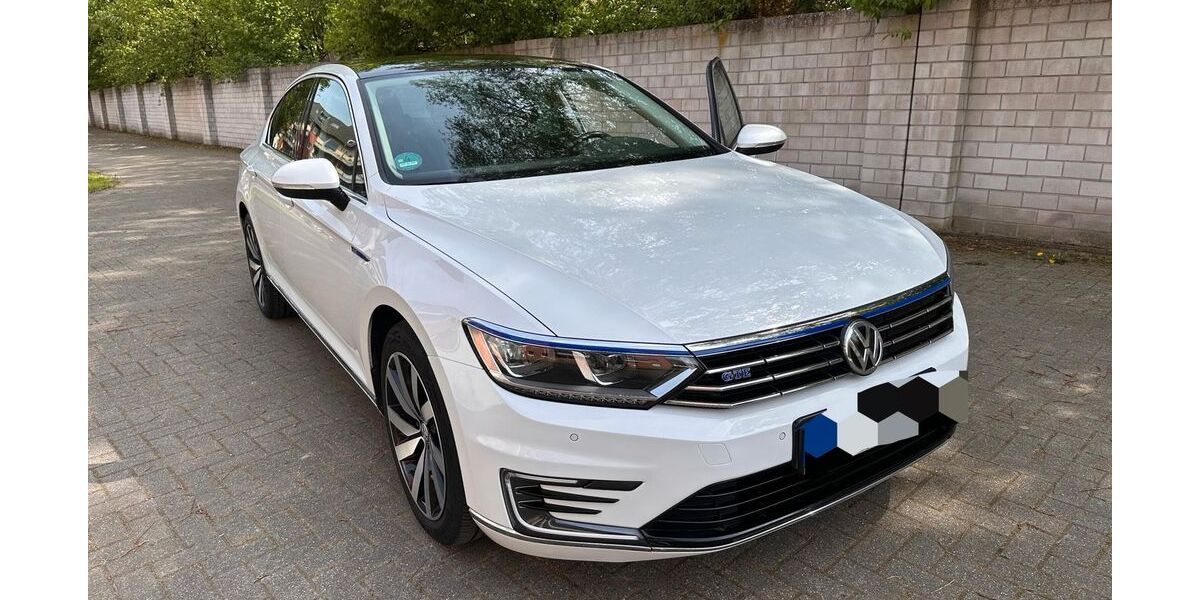 VW Passat 171.000 km 15.900 &euro; Bottrop 46240