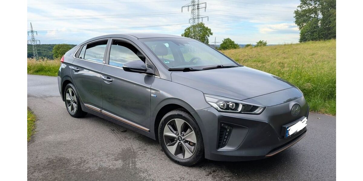 Hyundai IONIQ 140.000 km 12.400 &euro; Schwelm 58332