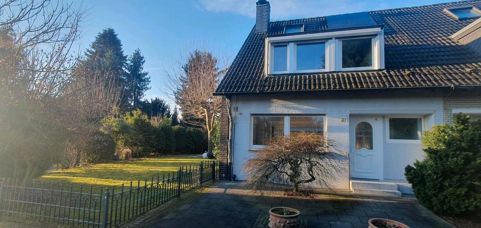 Doppelhaushälfte Heiligenhaus - 5 Zimmer, 130 m&sup2;, 2.500&euro; | Angebot:25083920