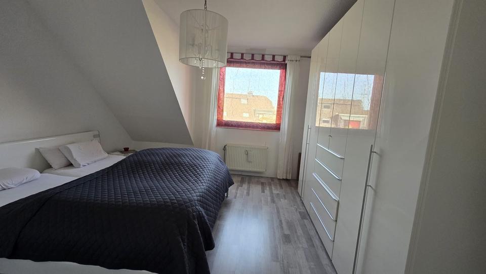 Dachgeschoßwohnung Solingen Ohligs - 2 Zimmer, 57 m&sup2;, 170.000&euro; | Angebot:26877057