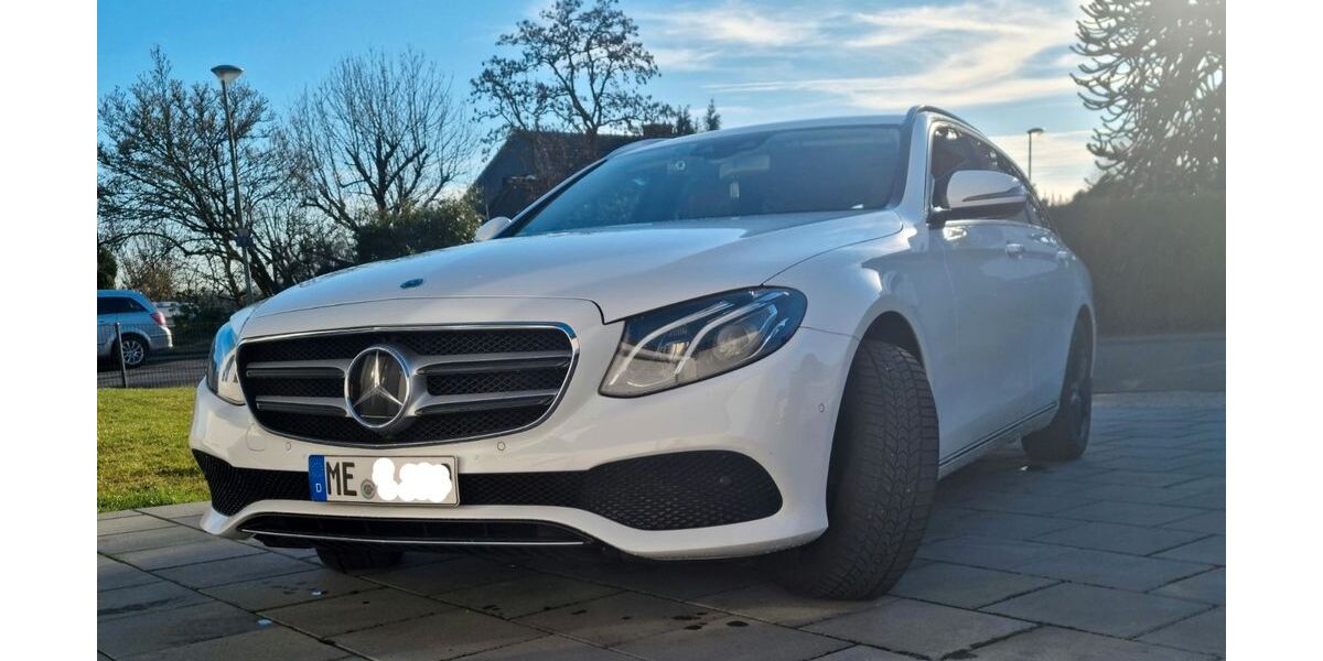 Mercedes-Benz E 220 182.450 km 17.900 &euro; Mettmann 40822