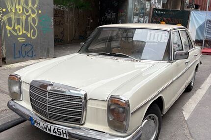 Mercedes-Benz 200 90.020 km 6.900 &euro; Mülheim 45470