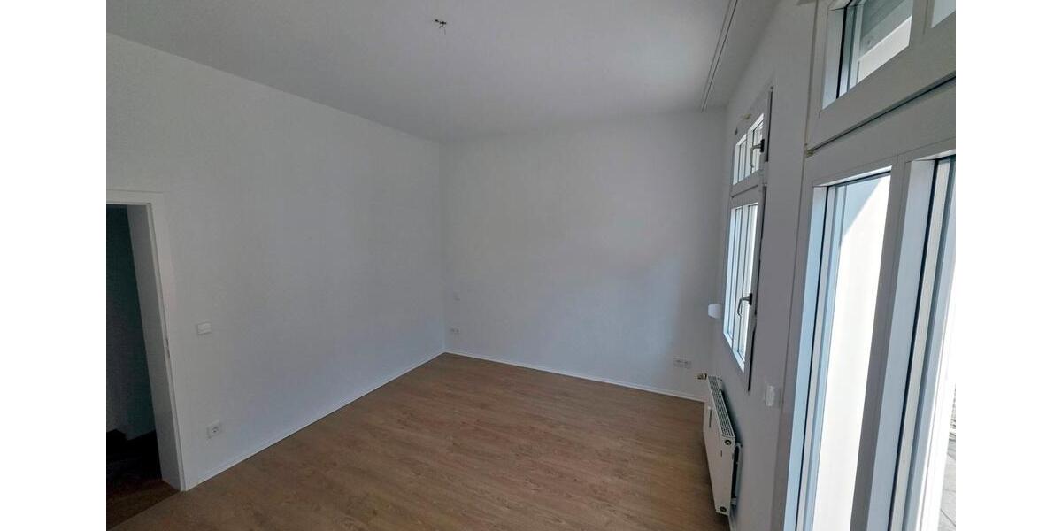 Etagenwohnung Hattingen - 2 Zimmer, 76 m&sup2;, 690&euro; | Angebot:26265940