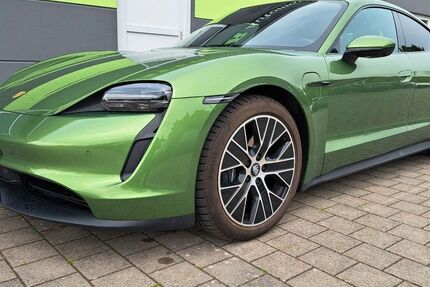 Porsche Taycan 19.900 km 73.000 &euro; Wermelskirchen 42929