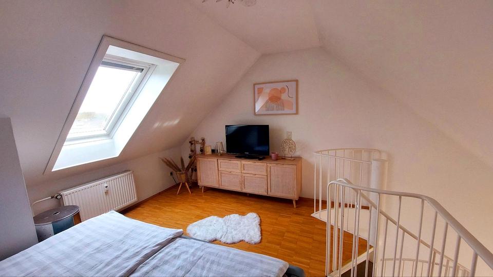 Dachgeschoßwohnung Ratingen Tiefenbroich - 3 Zimmer, 55 m&sup2;, 930&euro; | Angebot:26152421